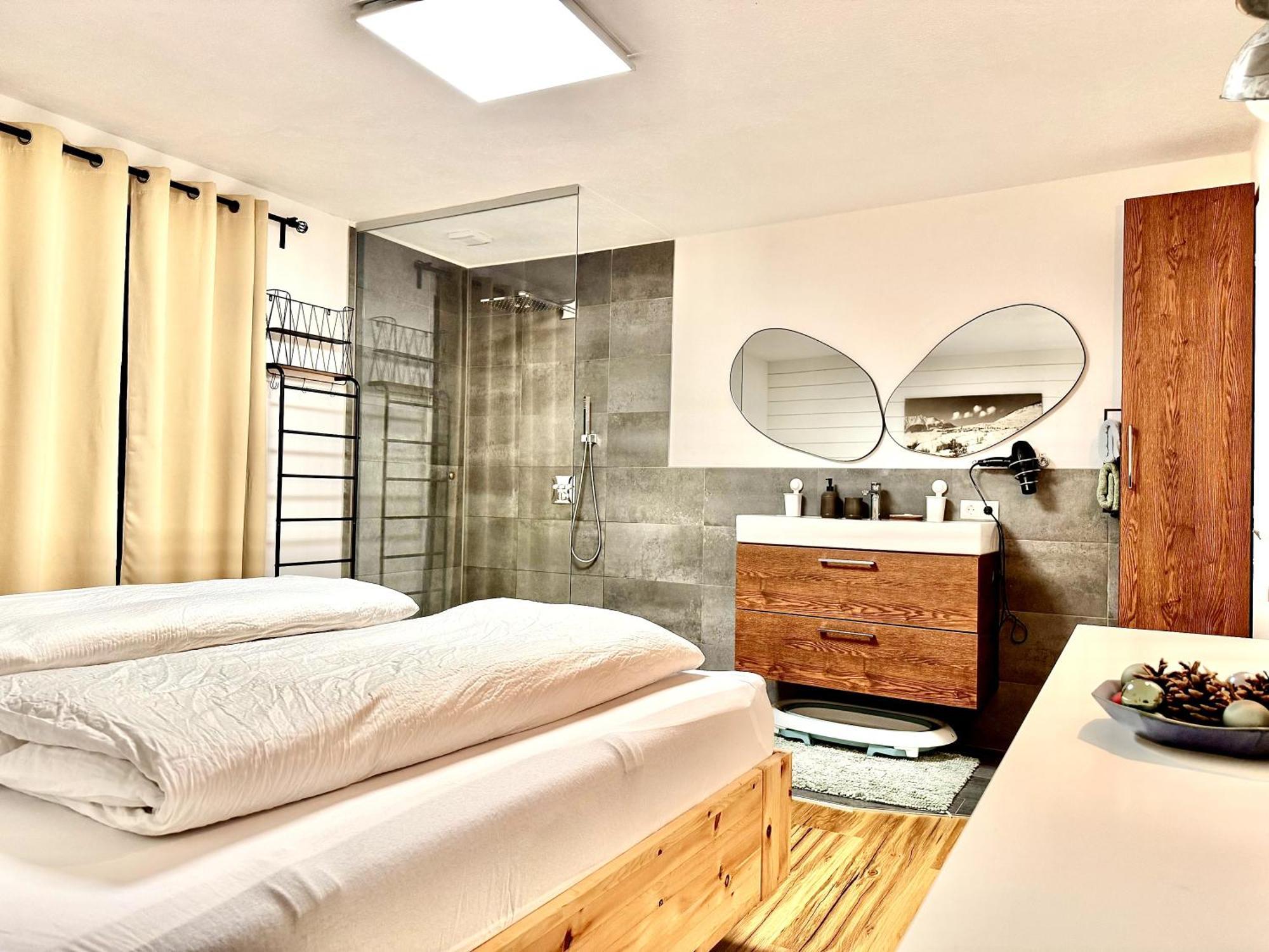 Apartment Sweet *